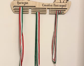 Personalized Wooden Horse Riding Medal Holder – Equestrian Medal Holder with Name – Horse Medal Holder for Girls – Horse Lover Gift