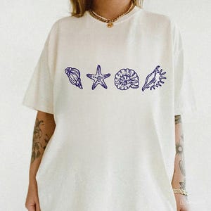 Seashell Beach Lover Shirt, Ocean Lover Gift, Seashell T-Shirt, Summer Vibes Shirt, Summer Shirt