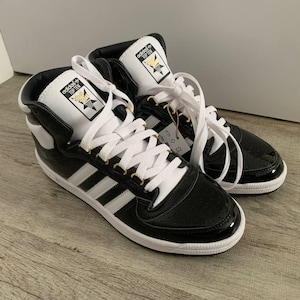 adidas gazelle silver green womens ADIDAS ORIGINALS Superstar II W "Core Black/Gold Metallic" JS4045