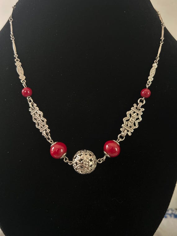 Art Deco Filigree Glass Necklace