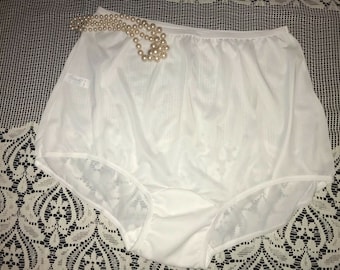 Carole Children/'s 100/% Nylon Full-Cut White Brief Size 12