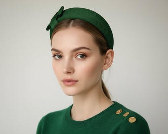 Retro Bow Headband in Forest Green Sinamay for Wedding or Races.