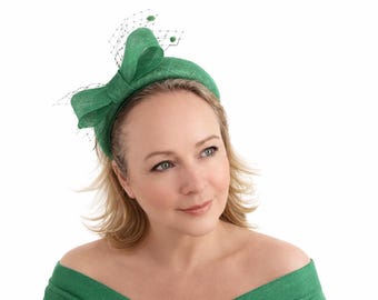 Retro Bow Headband in Emerald Green Sinamay