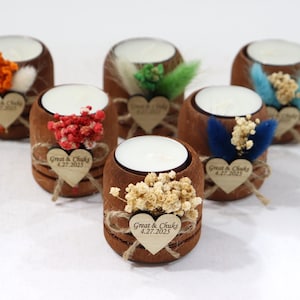 25 candele in legno personalizzate con fiori secchi incorporati all'ingrosso, bomboniere per gli ospiti, bomboniere fatte a mano, regali per le damigelle d'onore