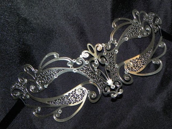 Filigree Patterned Mask Metal Filigree Patterned Mask Metal
