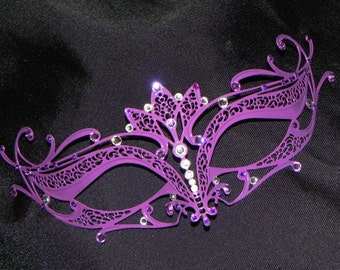 Flora Metallic Filigree Masquerade Mask with Extra Stones