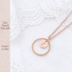 Collar de mujer hecho a medida, medallón para grabar • Grabado inicial • Día de San Valentín • Regalo para mamá • Joyas grabadas personalizadas • Nacimiento