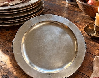 Antique  late 18th Century  English pewter plate warmer - made in London, England