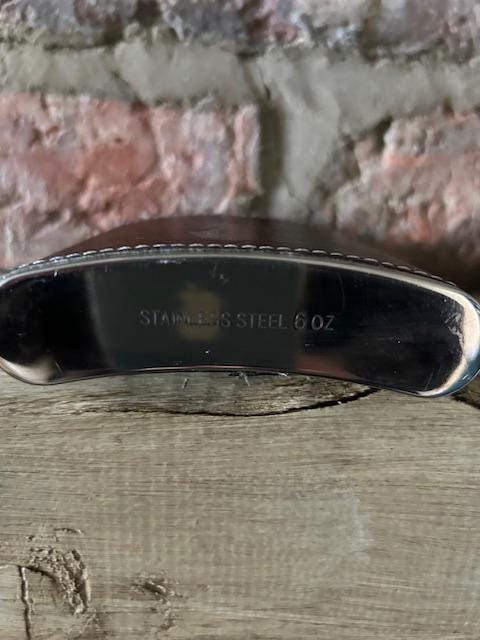 ヴィンテージレザーステンレススチールヒップフラスコ 6オンス - Etsy 日本