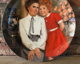 Vintage KNOWLES Limited Edition Of "ANNIE and GRACE" Signed Plate Number A19250