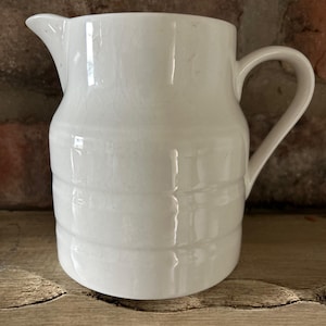 Vintage Lord Nelson Pottery White Banded Ceramic 2 Pint Milk Water Jug / Pitcher