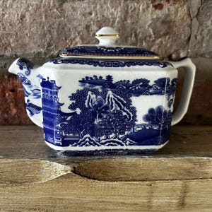 Vintage Ringtons liten rektangulär tekanna med pilmönster från Wade Ceramics