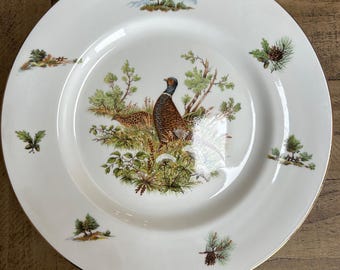 Vintage Gilded 'Elizabethan' Staffordshire Dinner Plates 20cm diameter 'Pheasant' Bone China