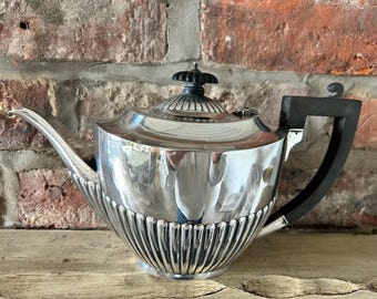 Antieke EPNS verzilverde theepot - Mappin en Webb Princes bord Sheffield