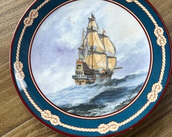 Plato de colección vintage de Royal Doulton – “Golden Hind” (1989)