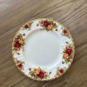 Vintage Royal Albert Old Country Roses Bread Plates: 1960s English Bone China