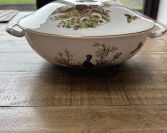 Vintage Gilded 'Elizabethan’ Staffordshire Lidded Tureen 'Pheasant' Bone China