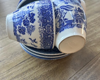 Vintage blue and white English Ironstone Tableware Willow pattern  8 Piece tea set