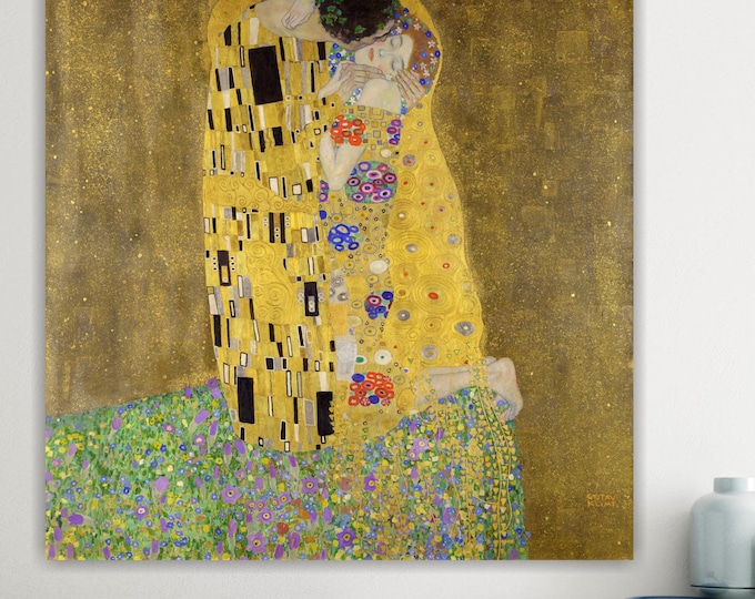 Klimt Kiss Art Nouveau Canvas Print: Art Reproduction