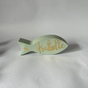 Fisch, Gastgeschenk, Taufe, Kommunion, Konfirmation, Firmung, Personalisiert mit Namen, Kerakraft, Fisch Namensschild personalisiert