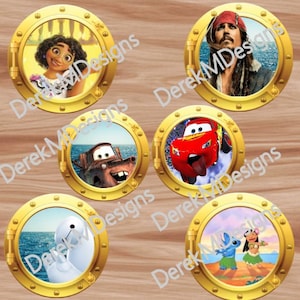Puede incluir: Una colección de seis elementos decorativos circulares con marcos dorados, cada uno con un personaje de dibujos animados diferente. Los personajes incluyen a Mirabel de Encanto, el Capitán Jack Sparrow, Mater de Cars, Rayo McQueen, Baymax y Lilo y Stitch.