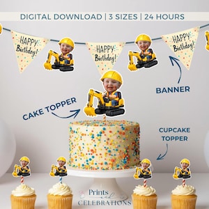 Op de afbeelding: Een verjaardagsthema met een taart, cupcake toppers en een banner. De decoraties tonen een kind in een bouwmachine. De banner luidt "Happy Birthday!" en de tekst "DIGITAL DOWNLOAD | 3 SIZES | 24 HOURS" is zichtbaar. De taart is bedekt met kleurrijke hagelslag.