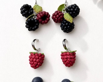 Beeren Fimo Ohrringe - Blaubeere, Himbeere & Brombeere handgemachtes Schmuck Geschenk