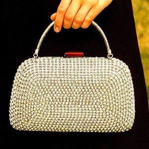 Silberne Mesh-Abend-Clutch, Vintage-inspirierte Metalltasche mit Kettenriemen, elegante Hochzeit, Cocktailparty-Tasche