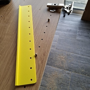 Verstellbare Bohrschablone für Regalböden – DIY-Bohrhilfe für Regalböden | Bohrschablone für Regalstifte | 32-mm-Bohrschablone