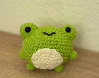 Amigurumi Frog – Handmade Crochet Plush Toy