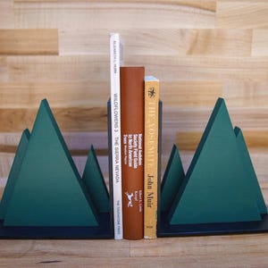 Mountain Scene Bookends