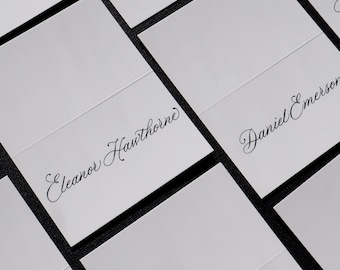 Tarjetas de lugar de boda con caligrafía a mano / Tarjetas de nombre de invitados plegables mate / Juego de 10