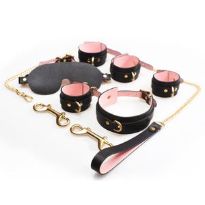 Luxury Bondage Bowknot Leather Body Straps Bondage Set 7 pcs No Stitches Sensual Restraint with Elegant Detail