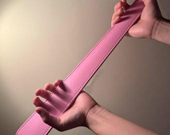 Paletta per sculacciate in pelle PU, lunga 48 cm, ideale per giochi di bondage.