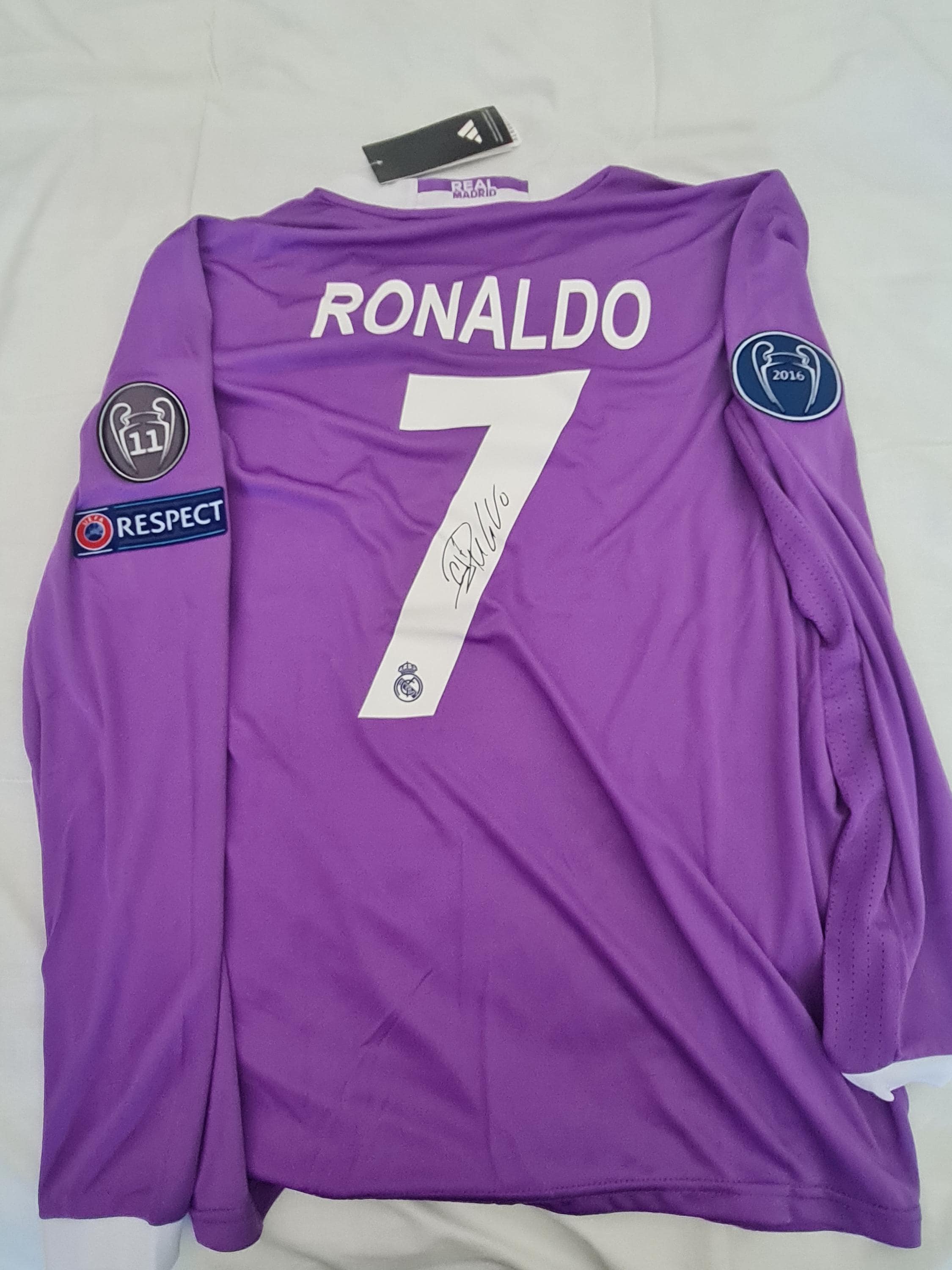 Ronaldo signed jersey - Etsy 日本