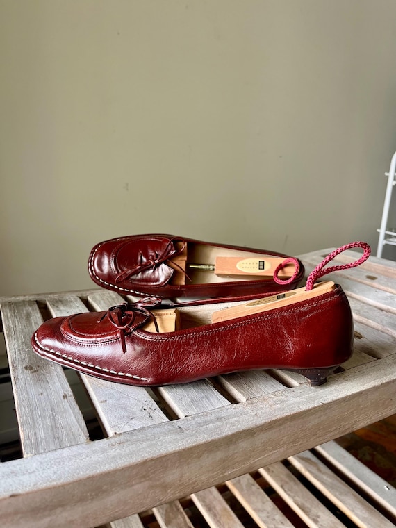 Vintage Oxblood Leather Loafers EU 39 | Handstitched Moccasins | Quiet Luxury Minimalist Shoes | Italian Style Preppy Flats