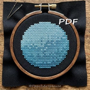 Uranus Litet Korsstygnsmönster, Solsystemet Litet Design (PDF-mönster)