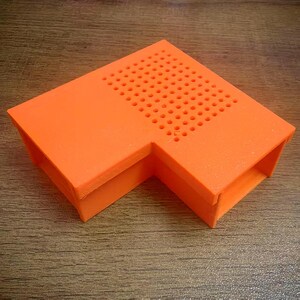 3D Printed Roach Trap: Reusable Corner Insect Catcher