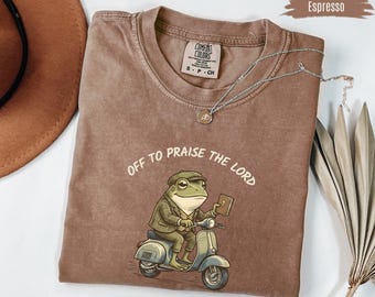 Camiseta cristiana Comfort Colors, unisex, teñida en prenda. Divertida rana que sale a alabar al Señor. Camiseta de estudio bíblico. Humor de fe en la iglesia de Jesús.