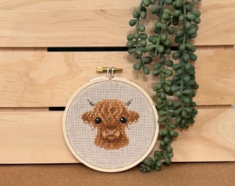 Highland Cow Cross Stitch in 4" Bamboo Hoop