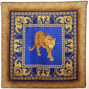 Square scarf