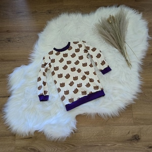 Long-sleeved shirt, sweater size 104