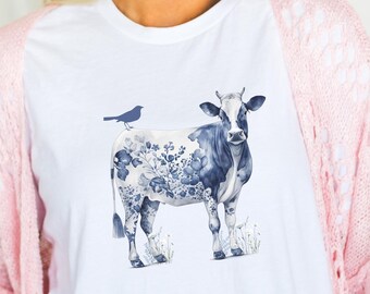 Maglietta blu toile con mucca, maglietta Comfort Colors con animali da fattoria, regalo con mucca in stile chinoiserie blu, maglietta country, maglietta floreale da fattoria, contadino western