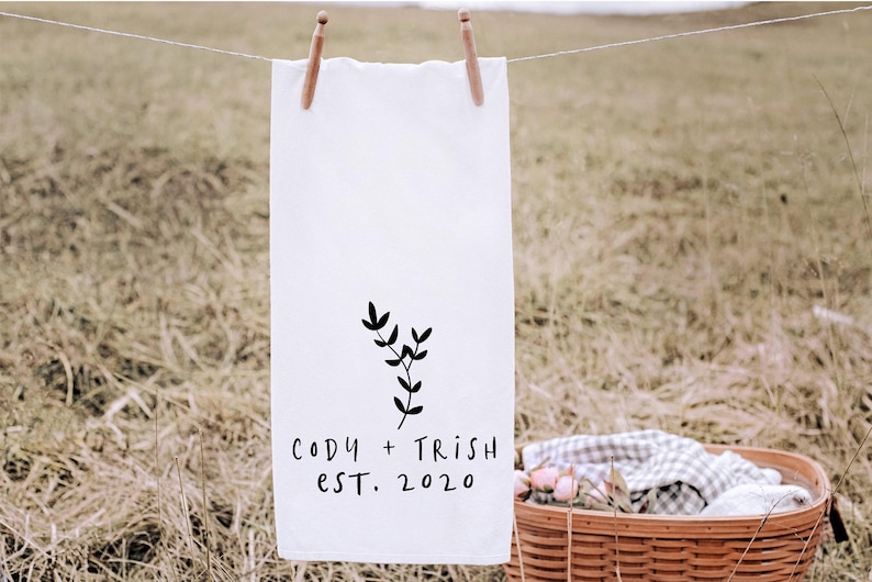 Personalized Kitchen Towel Bride Shower Gift Custom Name Date Cotton Flour Sack Tea Towel Wedding Keepsake Newlywed Couple Present Decorative Dish Cloth Farmhouse Linen Housewarming Gift Black Lettering White Cotton Machine Washable