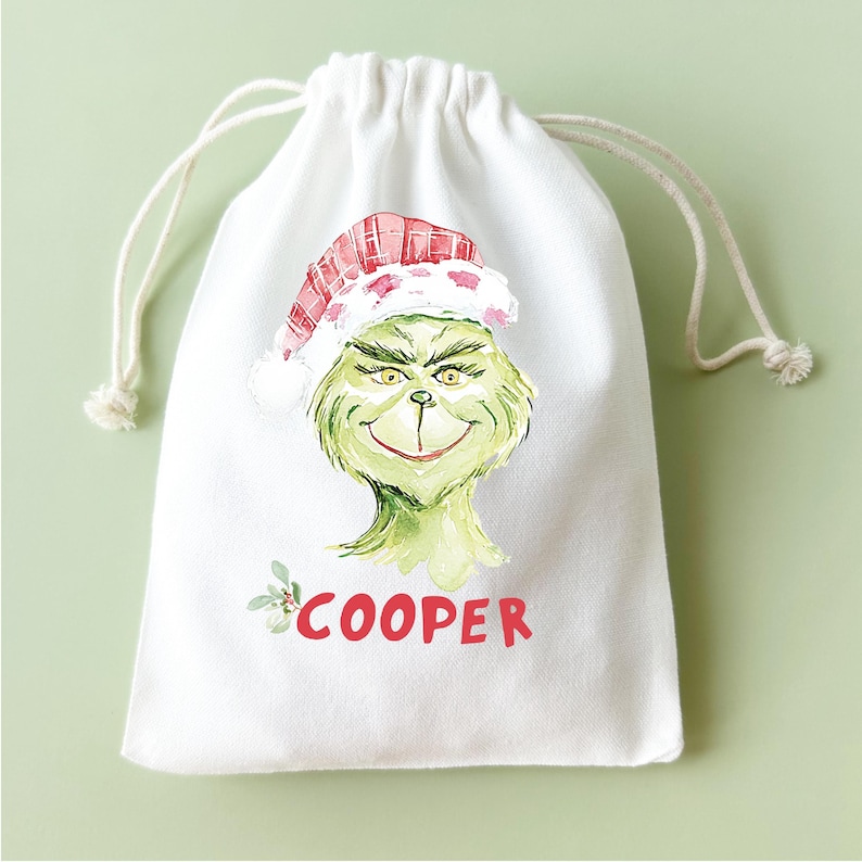Christmas Gift Bag Personalized Holiday Drawstring Pouch Teacher Appreciation Party Favor Bags Classroom Kids Treat Container Reusable Cotton Fabric White Material Festive Design Custom Name Holiday Celebration Essential Premium Quality