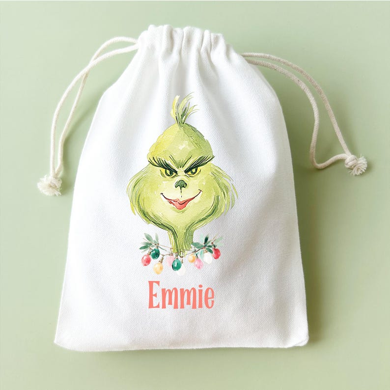 Drawstring Gift Bag Christmas Holiday Storage Container Personalized Name Pouch Reusable Cotton Fabric Party Favor Bags Classroom Kids Treat Holder Festive White Material Premium Quality Construction Teacher Gift Idea Holiday Celebration