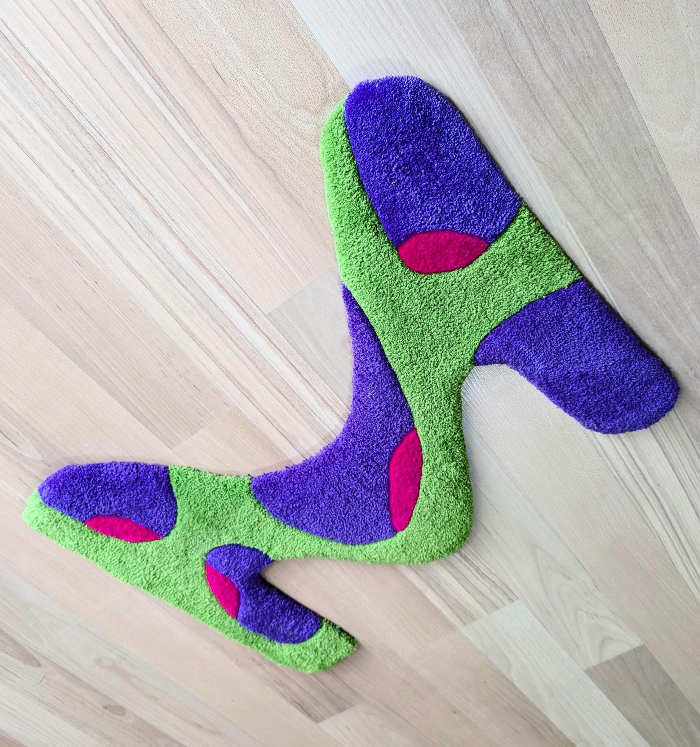 TUFTING RUG, Letter "M" Pattern Rug / Personalized Rug, Tufting Rug
