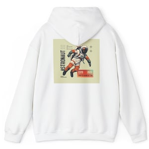 Sweat à capuche graphique astronaute, sweat-shirt confortable sur le thème de l'espace, sweat à capuche unisexe, cadeau unique pour les amoureux de l'espace, parfait pour une tenue décontractée