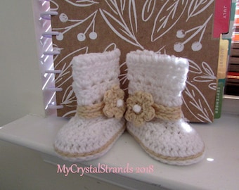 Little White Boots | White Leg Warmers | Baby Leg Warmers | Baby Winter shoes | Little Girl's Crib Shoes | Newborn booties | infant shoes