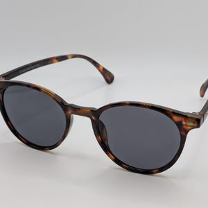 Gafas de sol redondas unisex con estilo